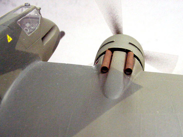 [Rust pastel chalk was dusted on the exhaust pipes, and black pastels were used for the exhaust stains.]