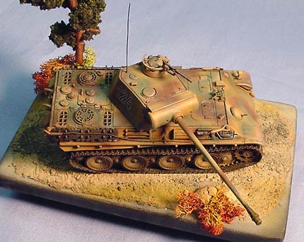 [I would recommend one of these small DML kits to anyone interested in 1/72 scale tanks.]